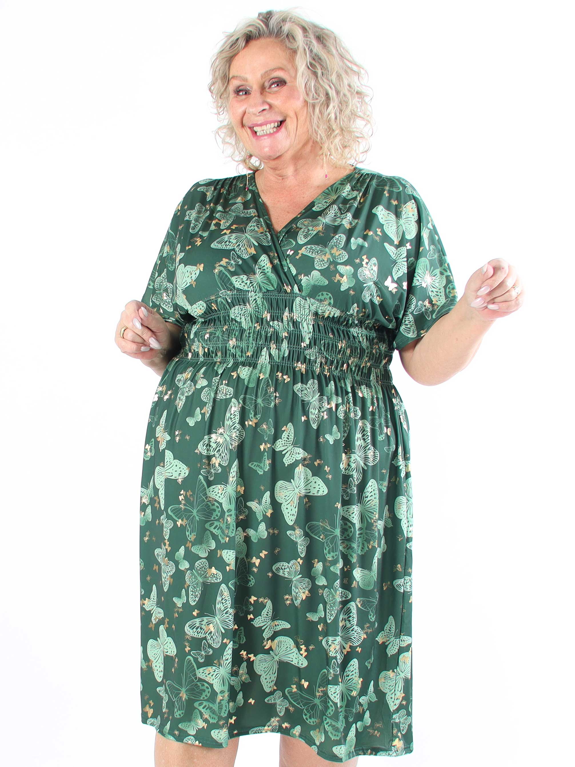 Pams Butterfly Midi S/S - Elastisk plus size-klänning med fjärilsmönster